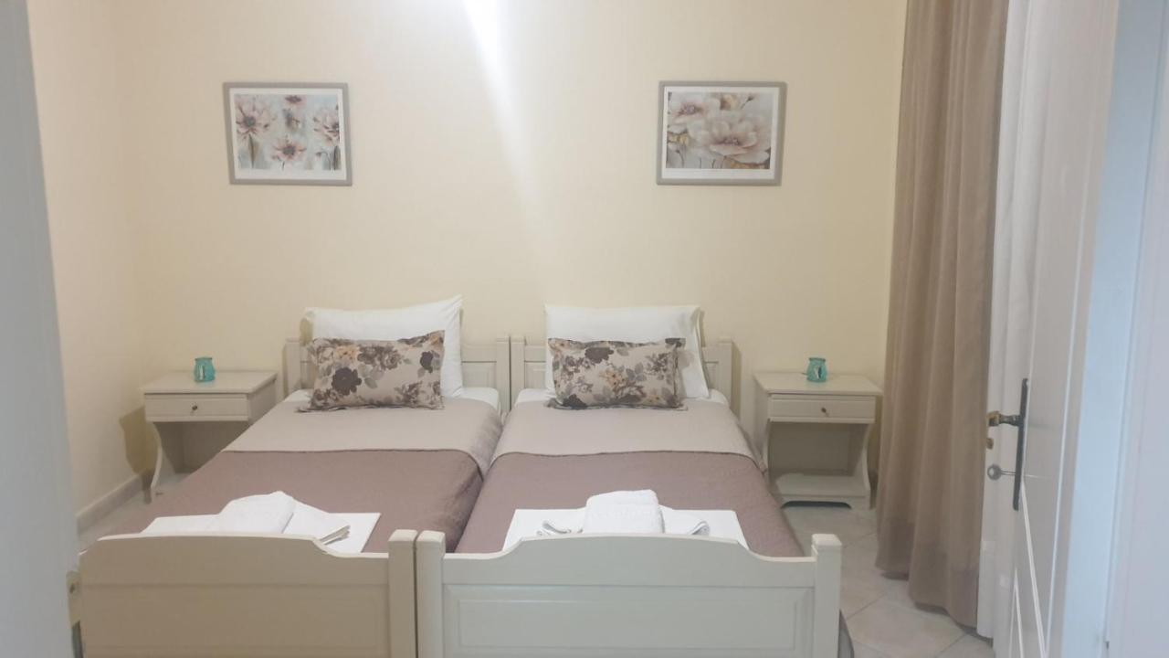 Evelyn Home Limenas  Esterno foto