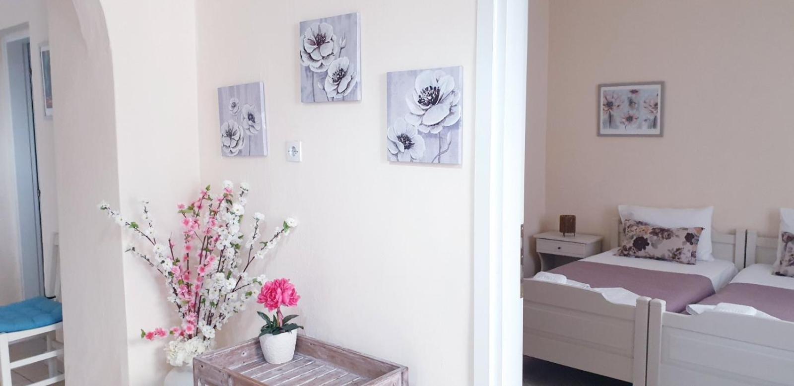 Evelyn Home Limenas  Esterno foto