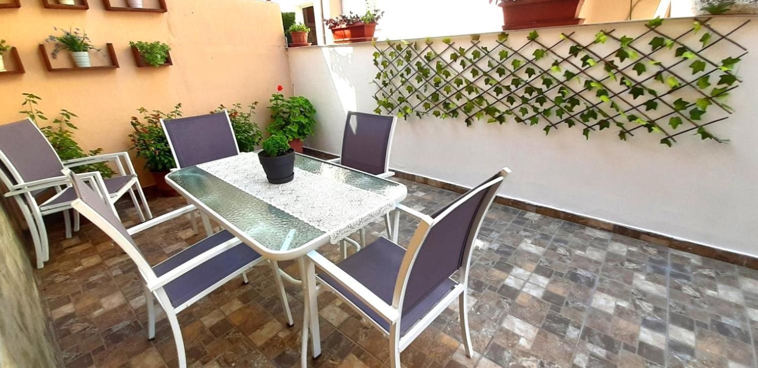 Evelyn Home Limenas  Esterno foto